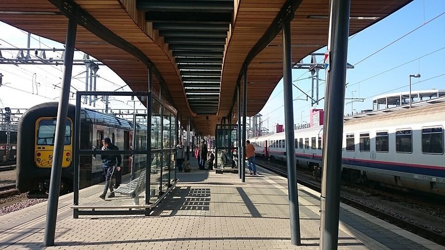 Quais de la gare de Luxembourg
